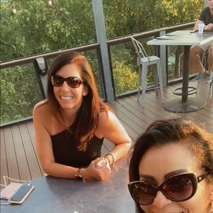 Meet your Posher, Lori